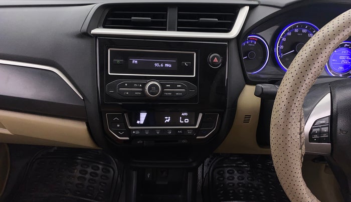 2016 Honda Amaze 1.2L I-VTEC VX, Petrol, Manual, 1,00,067 km, Air Conditioner