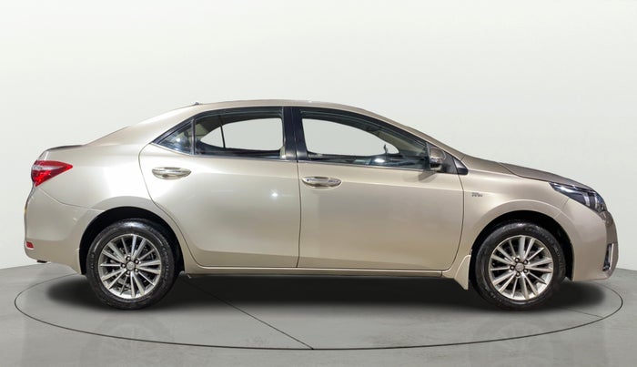 2016 Toyota Corolla Altis GL PETROL, Petrol, Manual, 51,727 km, Right Side View