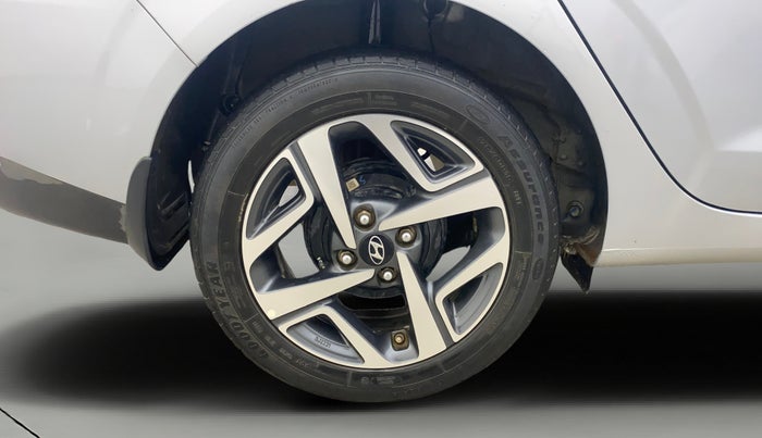 2021 Hyundai AURA SX PLUS 1.2 AMT, Petrol, Automatic, 26,881 km, Right Rear Wheel