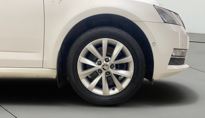 2018 Skoda Octavia L&K 1.8 TSI AT, Petrol, Automatic, 79,257 km, Right Front Wheel