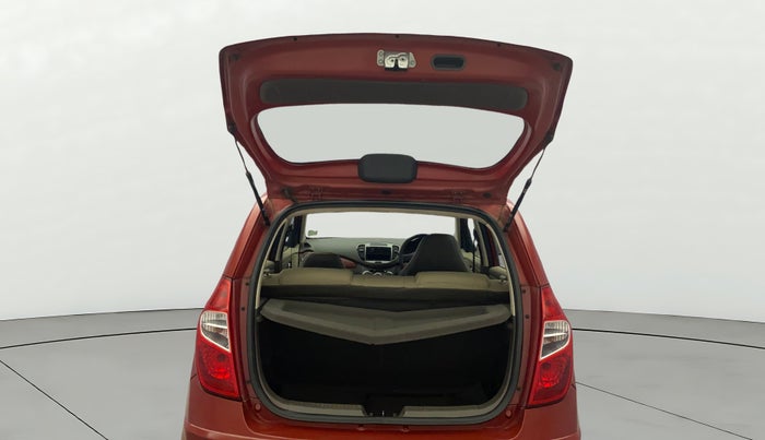 2013 Hyundai i10 MAGNA 1.2, Petrol, Manual, 1,05,343 km, Boot Door Open