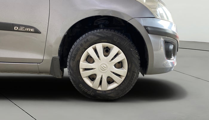 2015 Maruti Swift Dzire VXI, Petrol, Manual, 1,01,457 km, Right Front Wheel