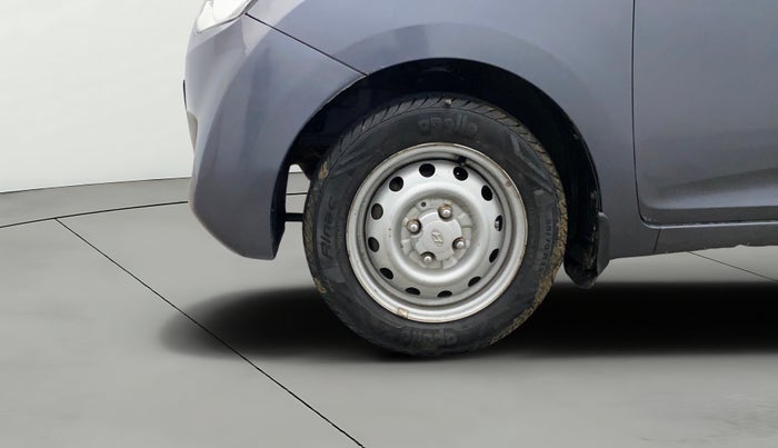 2018 Hyundai Eon ERA +, Petrol, Manual, 52,744 km, Left Front Wheel