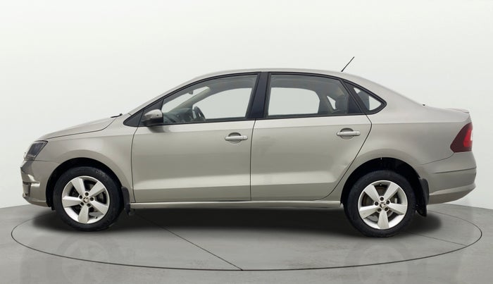 2017 Skoda Rapid STYLE 1.6 MPI, Petrol, Manual, 1,26,040 km, Left Side