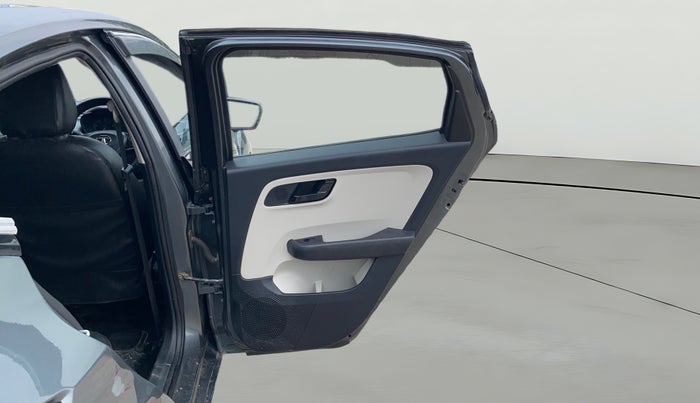 2021 Tata ALTROZ XT PETROL, Petrol, Manual, 73,750 km, RHS Rear Door