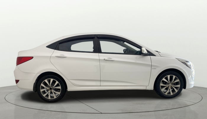 2017 Hyundai Verna 1.6 VTVT SX, Petrol, Manual, 73,546 km, Right Side View