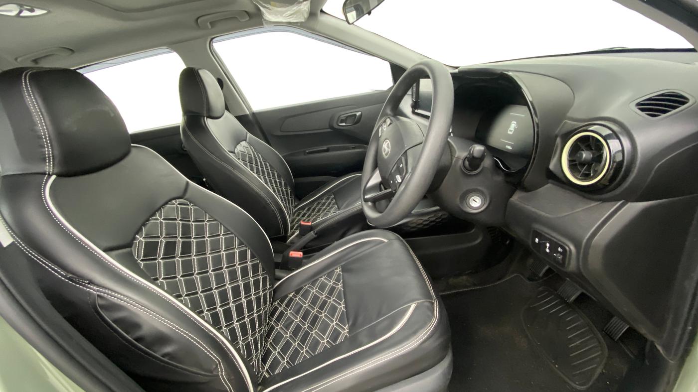 2025 Hyundai EXTER SX 1.2 MT Hy-CNG Duo , CNG, Manual, 11,096 km, Right Side Front Door Cabin