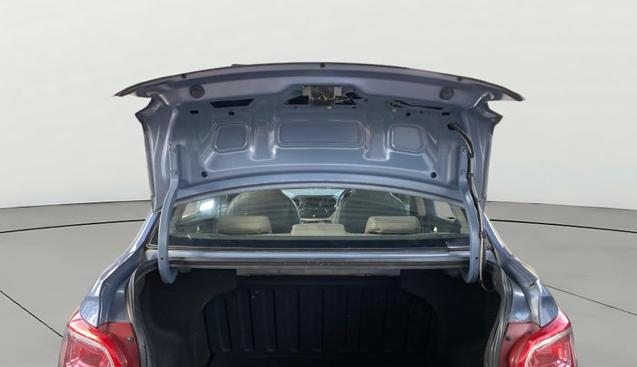 2015 Hyundai Xcent SX 1.2 (O), Petrol, Manual, 82,589 km, Boot Door Open