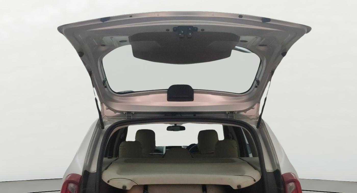 2019 Renault Duster RXS CVT, CNG, Automatic, 54,049 km, Boot Door Open
