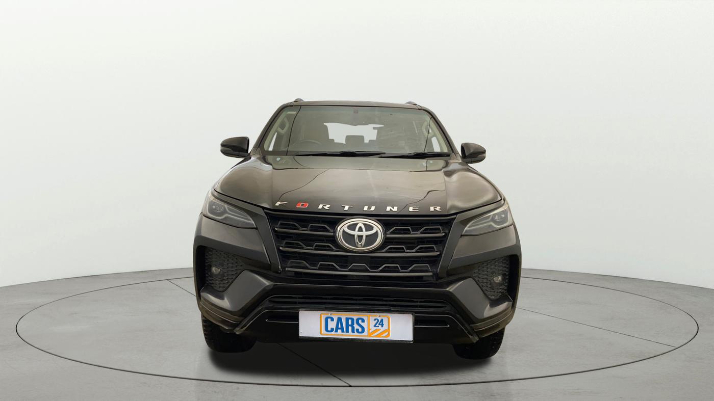 2023 Toyota Fortuner 4X4 AT 2.8 DIESEL, Diesel, Automatic, 83,884 km, Front
