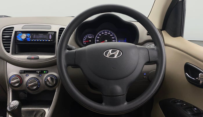 2013 Hyundai i10 MAGNA 1.2, Petrol, Manual, 32,147 km, Steering Wheel Close Up