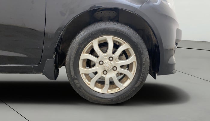 2013 Honda Amaze 1.2L I-VTEC VX, Petrol, Manual, 38,939 km, Right Front Wheel
