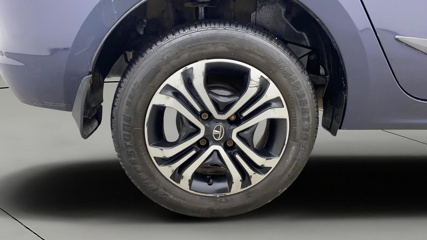 2022 Tata TIGOR XZ PLUS CNG, CNG, Manual, 12,133 km, Right Rear Wheel
