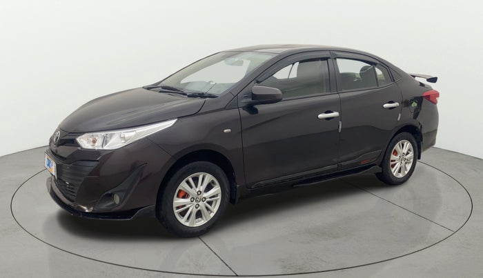 2020 Toyota YARIS J MT, CNG, Manual, 69,734 km, Left Front Diagonal