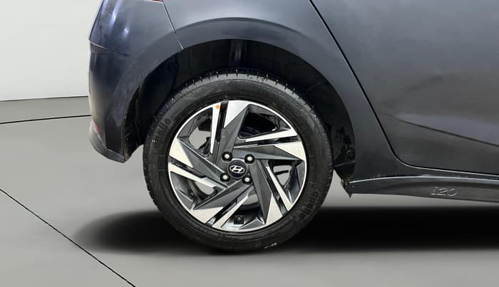 2021 Hyundai NEW I20 ASTA 1.2 AT, Petrol, Automatic, 60,200 km, Right Rear Wheel