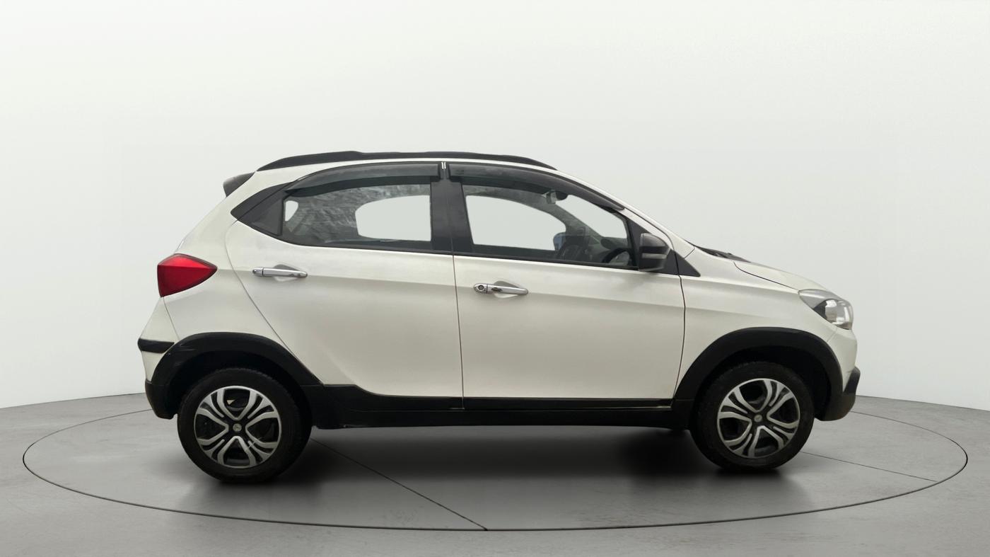 2019 Tata TIAGO NRG PETROL, Petrol, Manual, 69,680 km, Right Side View