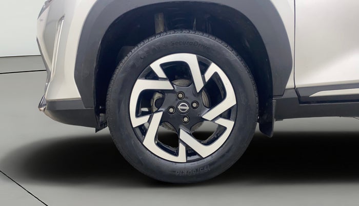 2022 Nissan MAGNITE XV PREMIUM TURBO, Petrol, Manual, 24,049 km, Left Front Wheel