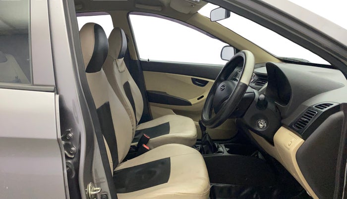 2013 Hyundai Eon ERA +, Petrol, Manual, 79,375 km, Right Side Front Door Cabin