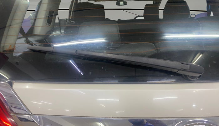 2017 Tata Hexa XT 4X2 6 STR, Diesel, Manual, 66,821 km, Rear Wiper