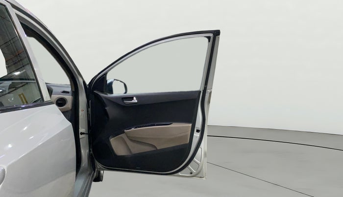 2015 Hyundai Grand i10 SPORTZ 1.2 KAPPA VTVT, Petrol, Manual, 36,792 km, RHS Front Door