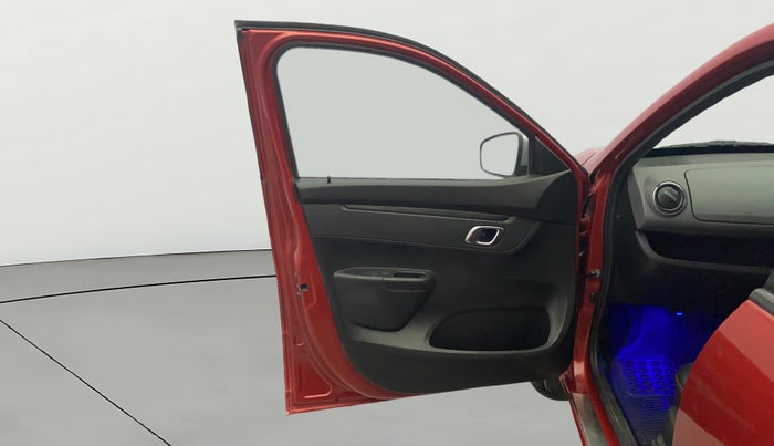 2018 Renault Kwid RXT 1.0 AMT, Petrol, Automatic, 56,942 km, LHS Front Door