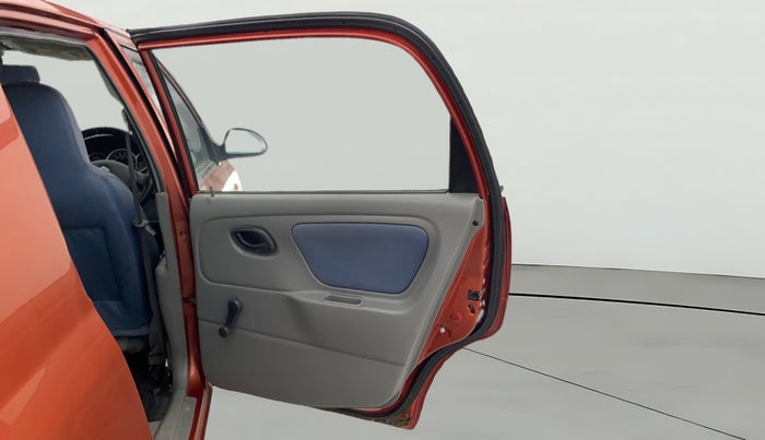 2014 Maruti Alto K10 VXI, Petrol, Manual, 64,768 km, RHS Rear Door