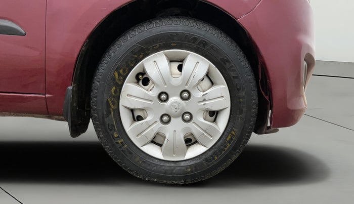 2015 Hyundai i10 MAGNA 1.1, Petrol, Manual, 68,119 km, Right Front Wheel