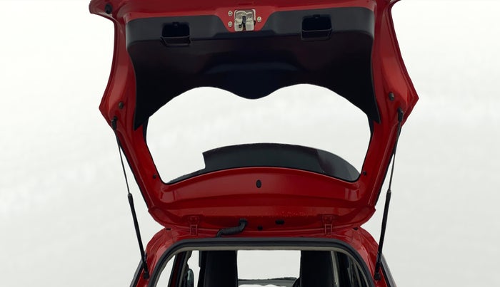 2021 Maruti Swift VXI AMT, Petrol, Automatic, 27,463 km, Boot Door Open