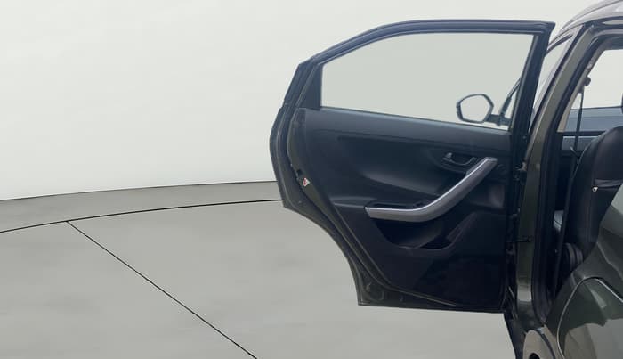 2022 Tata NEXON XM SUNROOF PETROL, Petrol, Manual, 52,446 km, LHS Rear Door
