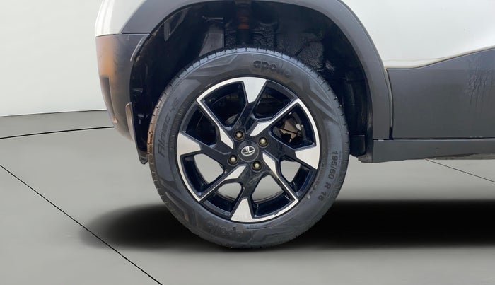 2023 Tata PUNCH CREATIVE  MT, Petrol, Manual, 44,354 km, Right Rear Wheel