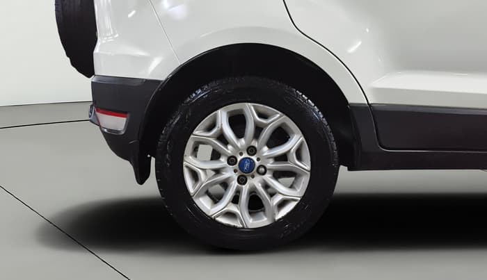 2015 Ford Ecosport TITANIUM 1.5L DIESEL, Diesel, Manual, 1,17,932 km, Right Rear Wheel