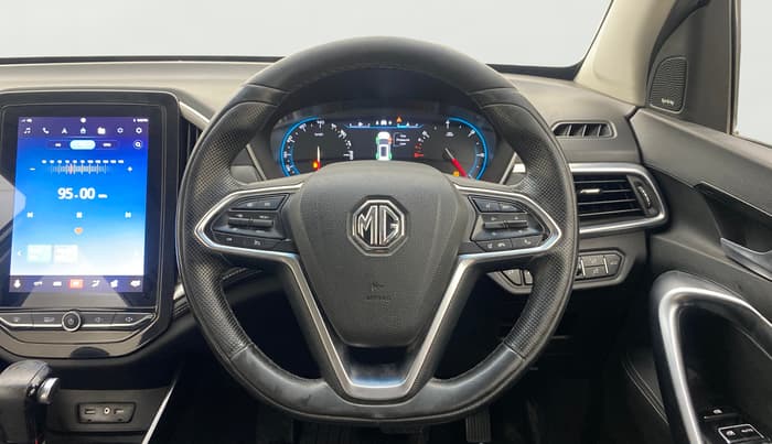 2019 MG HECTOR SHARP 1.5 DCT PETROL, Petrol, Automatic, 1,12,229 km, Steering Wheel Close Up
