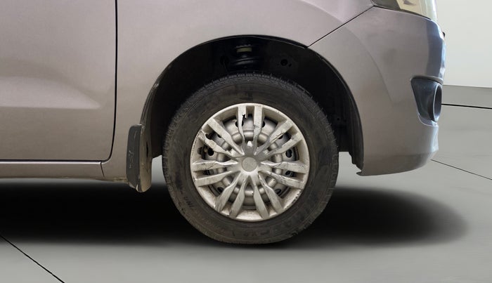 2018 Maruti Wagon R 1.0 LXI CNG, CNG, Manual, 79,328 km, Right Front Wheel