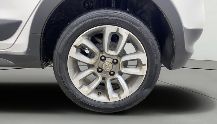 2017 Hyundai i20 Active 1.2 SX, Petrol, Manual, 74,478 km, Left Rear Wheel