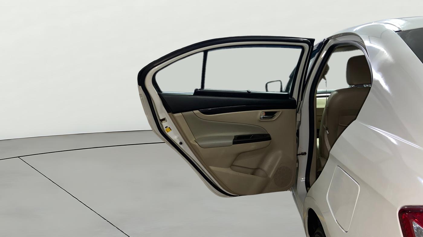 2018 Maruti Ciaz ALPHA 1.4 PETROL, CNG, Manual, 95,977 km, LHS Rear Door