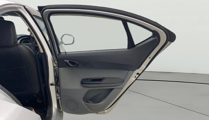 2017 Tata TIGOR XT PETROL, Petrol, Manual, 74,944 km, RHS Rear Door