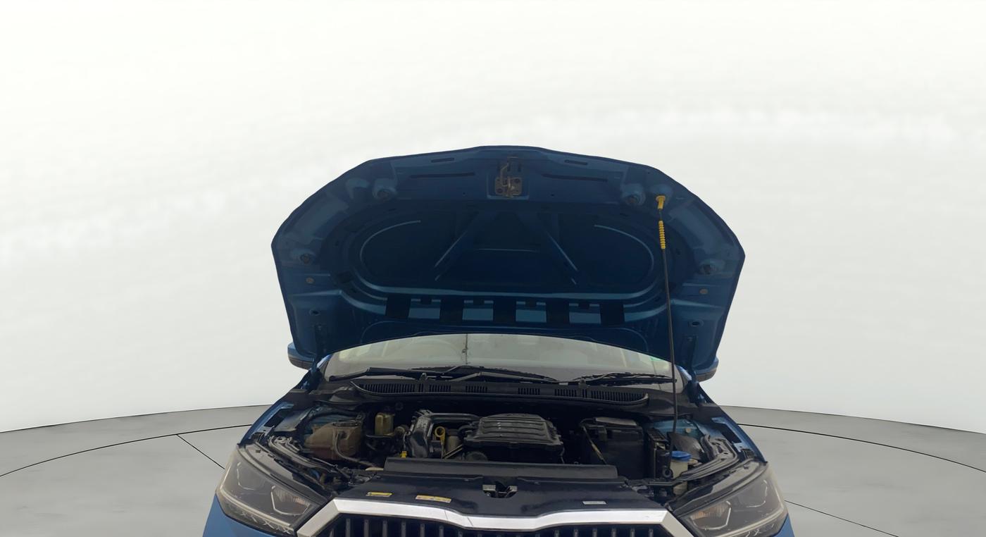 2022 Skoda SLAVIA STYLE 1.0L TSI AT, Petrol, Automatic, 17,626 km, Open Bonet