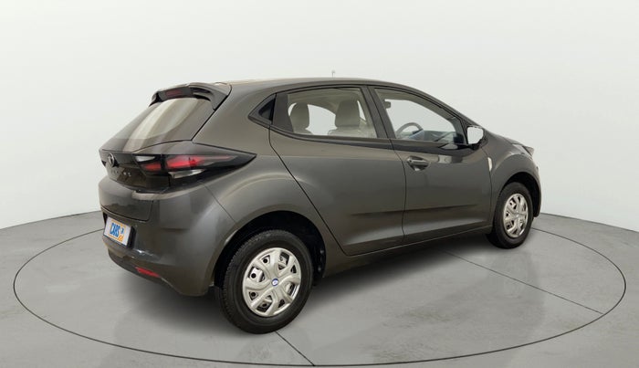 2021 Tata ALTROZ XE PETROL, Petrol, Manual, 26,607 km, Right Back Diagonal