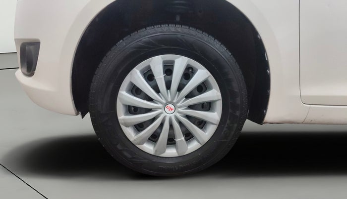 2013 Maruti Swift VXI, Petrol, Manual, 63,711 km, Left Front Wheel