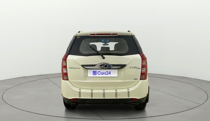 2017 Mahindra XUV500 W8, Diesel, Manual, 27,728 km, Back/Rear