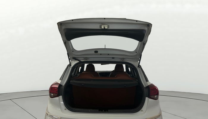 2018 Hyundai Elite i20 ASTA 1.2, Petrol, Manual, 88,615 km, Boot Door Open