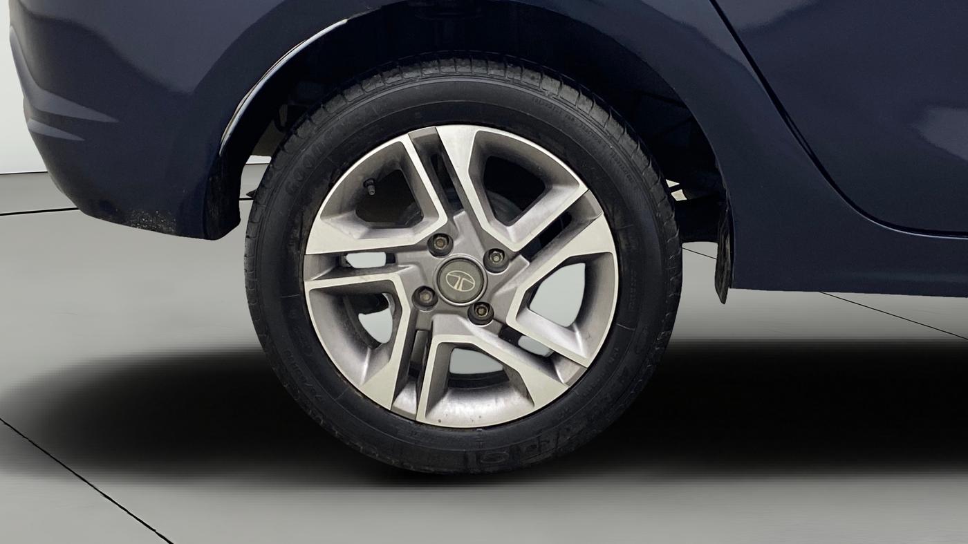 2023 Tata TIGOR XZA PLUS PETROL, Petrol, Automatic, 15,085 km, Right Rear Wheel