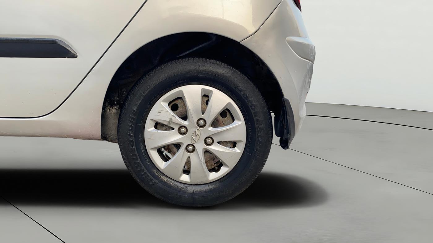 2012 Hyundai i10 MAGNA 1.2, Petrol, Manual, 42,246 km, Left Rear Wheel