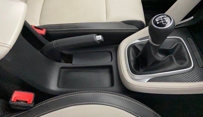 2022 MG ASTOR SMART EX 1.5 MT, Petrol, Manual, 21,506 km, Gear Lever