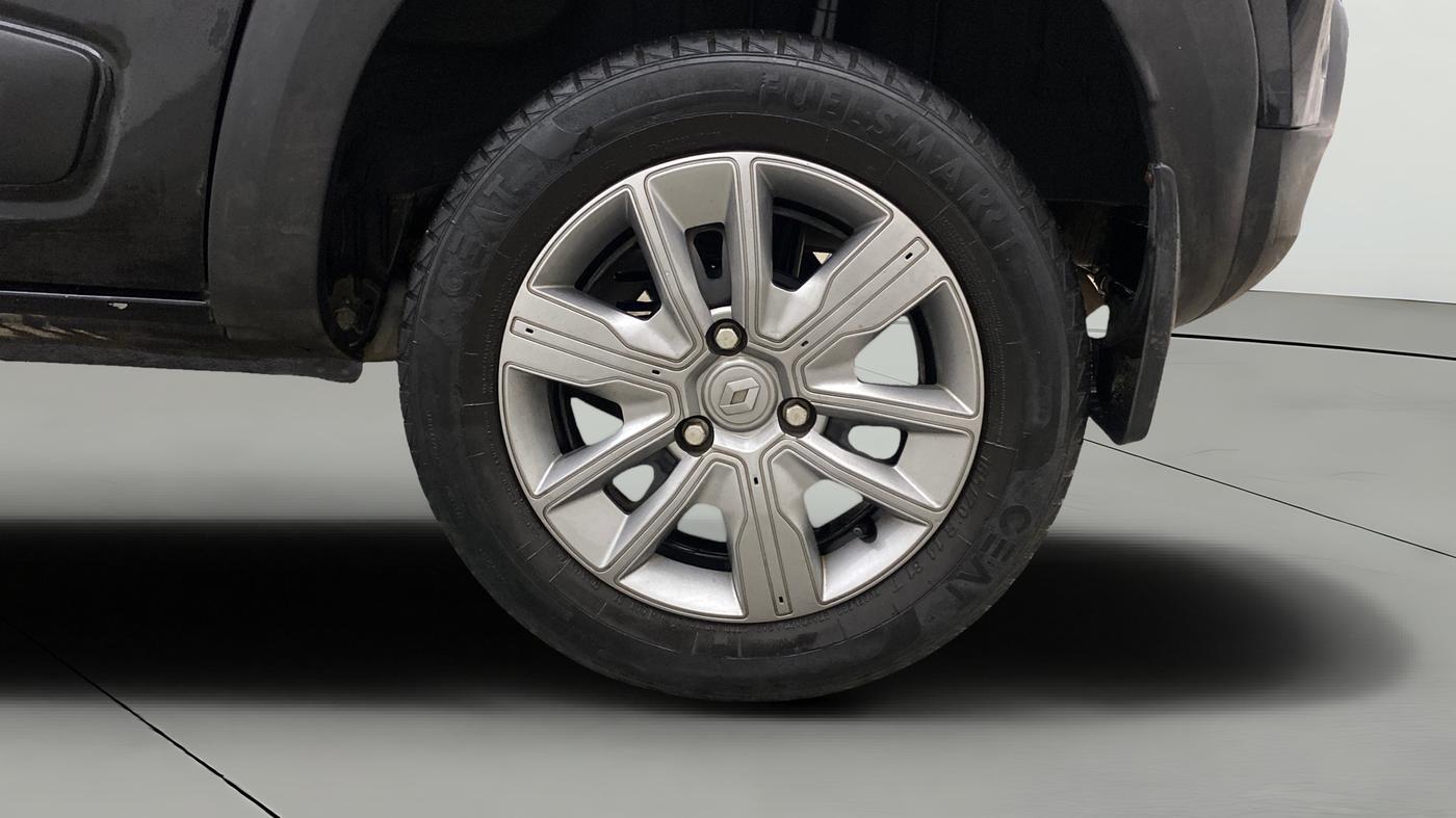 2023 Renault Kwid CLIMBER Urban Night Limited Edition AMT, Petrol, Automatic, 41,976 km, Left Rear Wheel