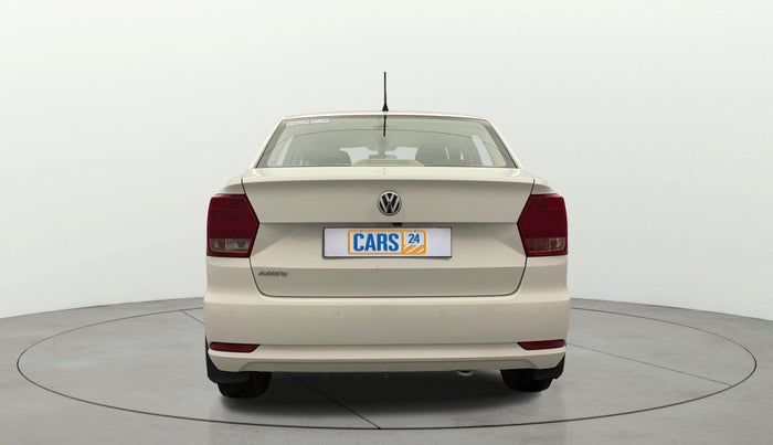 2018 Volkswagen Ameo HIGHLINE PLUS 1.0L 16 ALLOY, Petrol, Manual, 1,14,764 km, Back/Rear