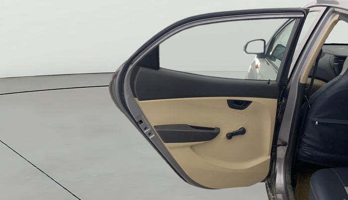 2012 Hyundai Eon MAGNA, Petrol, Manual, 70,686 km, LHS Rear Door