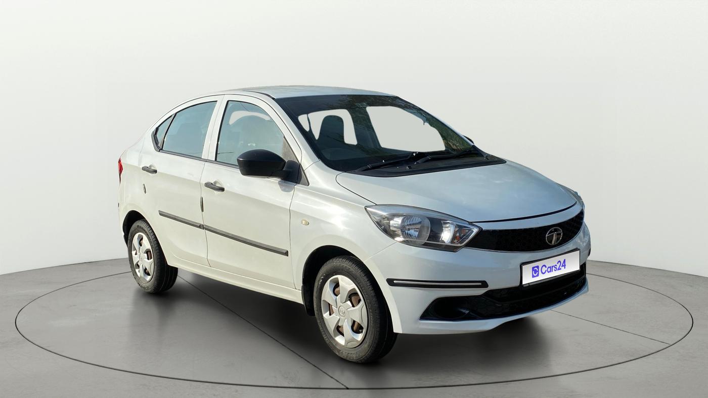 2018 Tata TIGOR XM PETROL, Petrol, Manual, 1,13,615 km, Right Front Diagonal