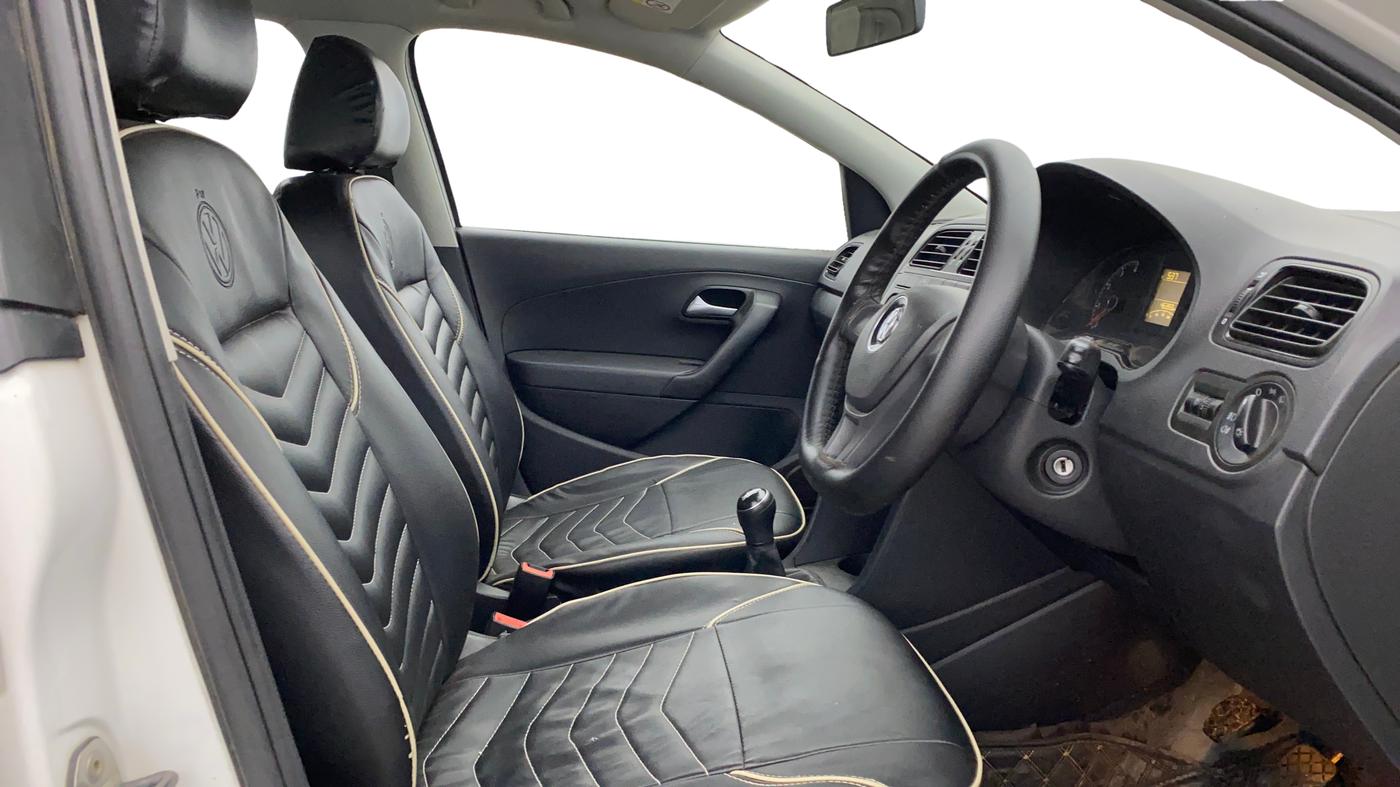 2019 Volkswagen Polo COMFORTLINE 1.0L MPI, Petrol, Manual, 46,320 km, Right Side Front Door Cabin