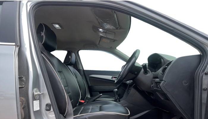 2022 Toyota URBAN CRUISER HIGH GRADE MT, Petrol, Manual, 43,833 km, Right Side Front Door Cabin